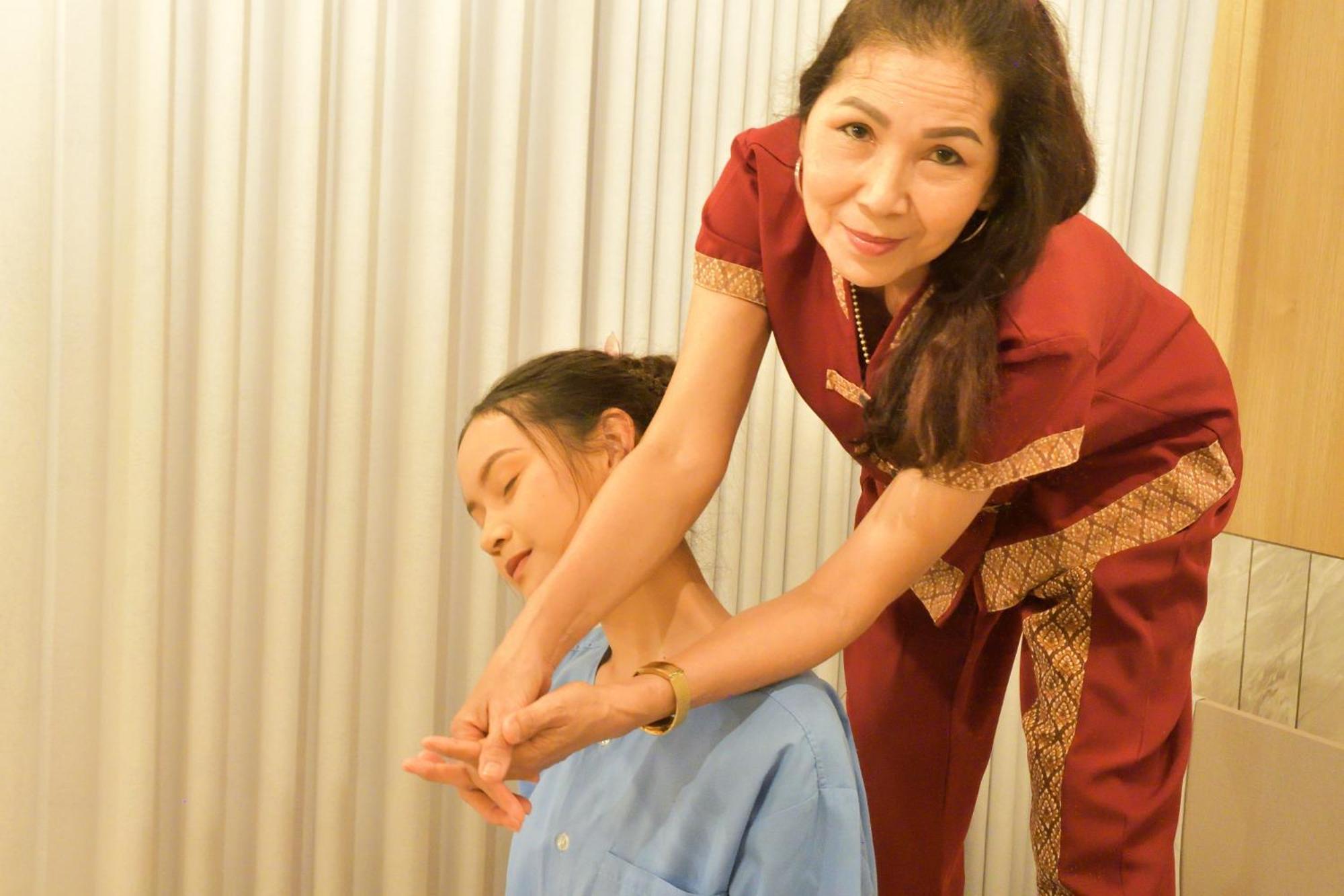 รีสอร์ท นีลวัฒน์ ริเวอร์ไซด์